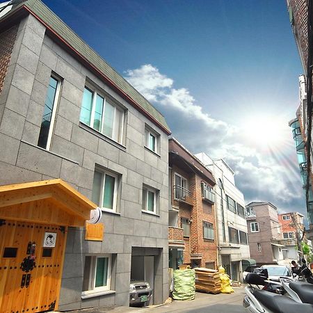 Mago Guesthouse Seoul Exterior photo