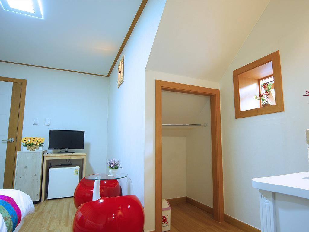 Mago Guesthouse Seoul Room photo