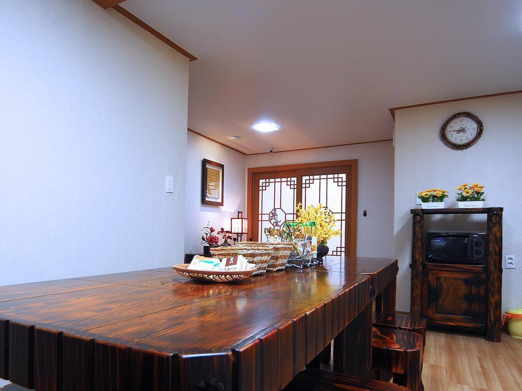 Mago Guesthouse Seoul Exterior photo
